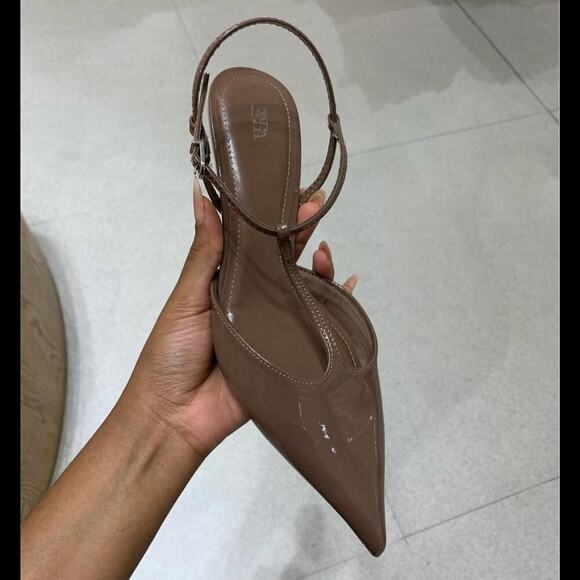 ZARA Heels with Front Strap NWT - Picture 14 of 16